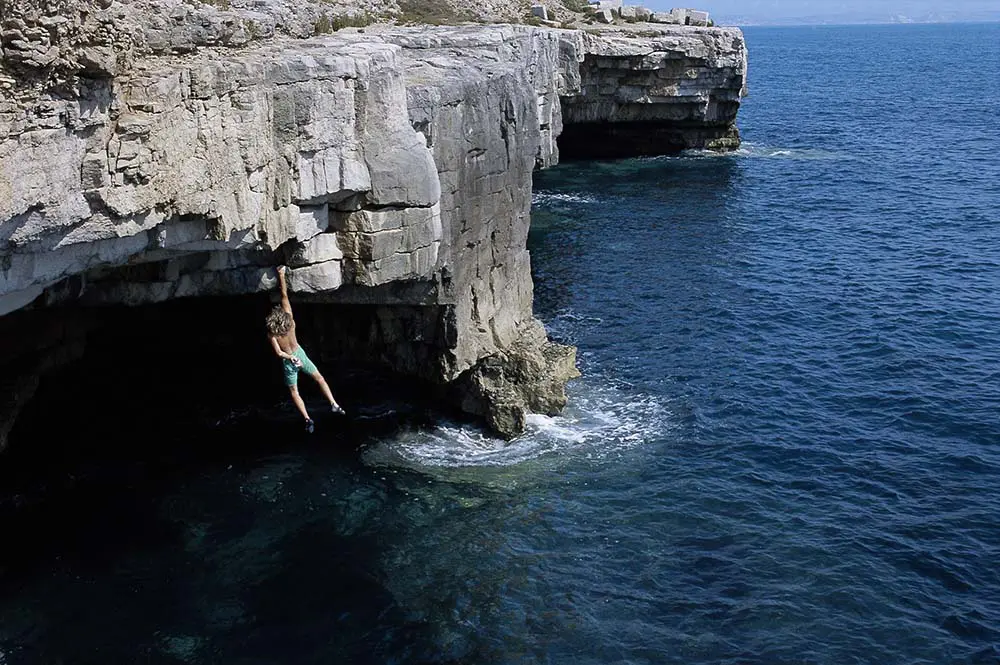 How to try deep water soloing for all levels