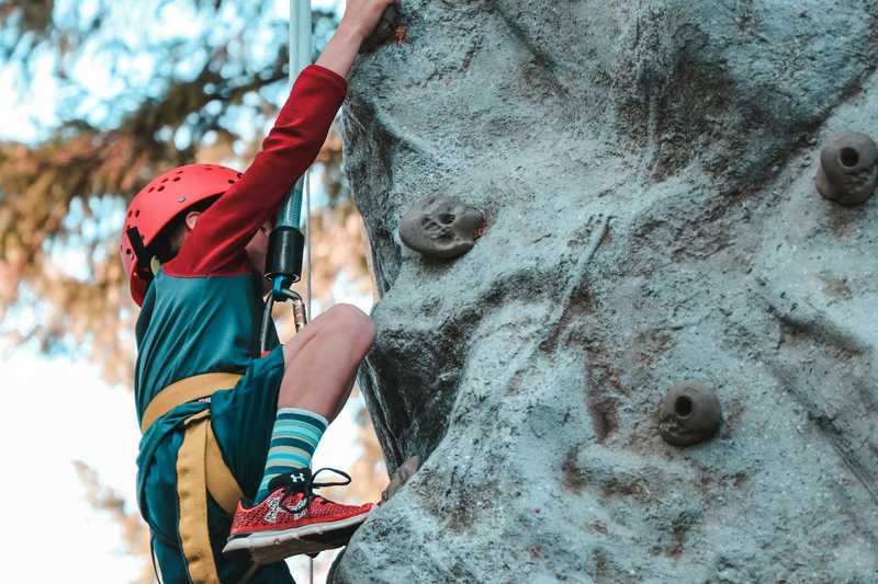 How big is the advantage of climbing from a young age?